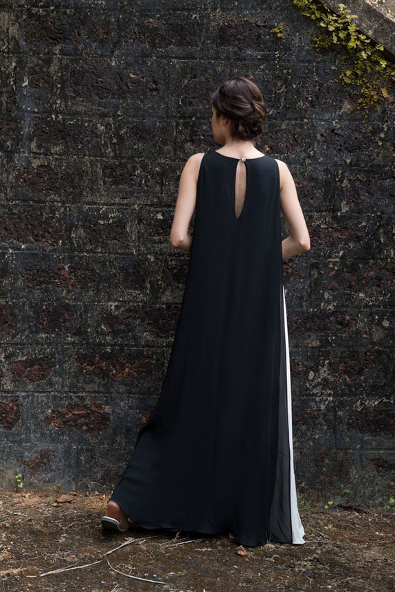Stephany Silk Monochrome V-Neck Maxi Dress - Republic of Mode
