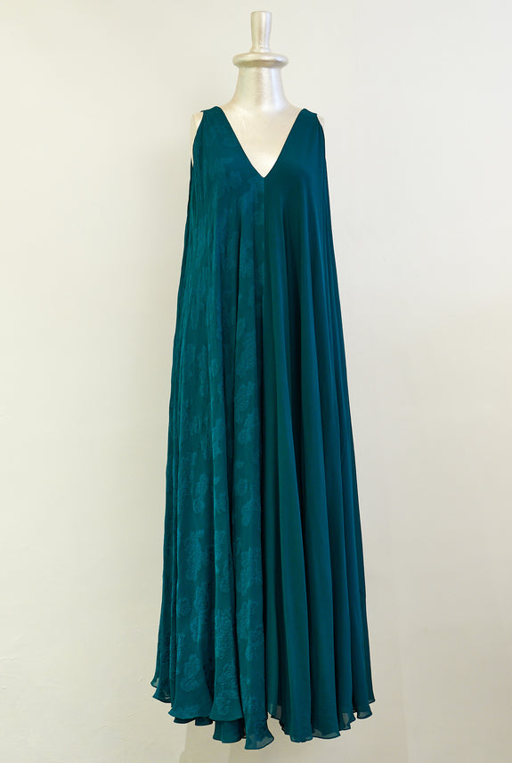 Stephany Silk V-Neck Jacquard Maxi Dress - Republic of Mode