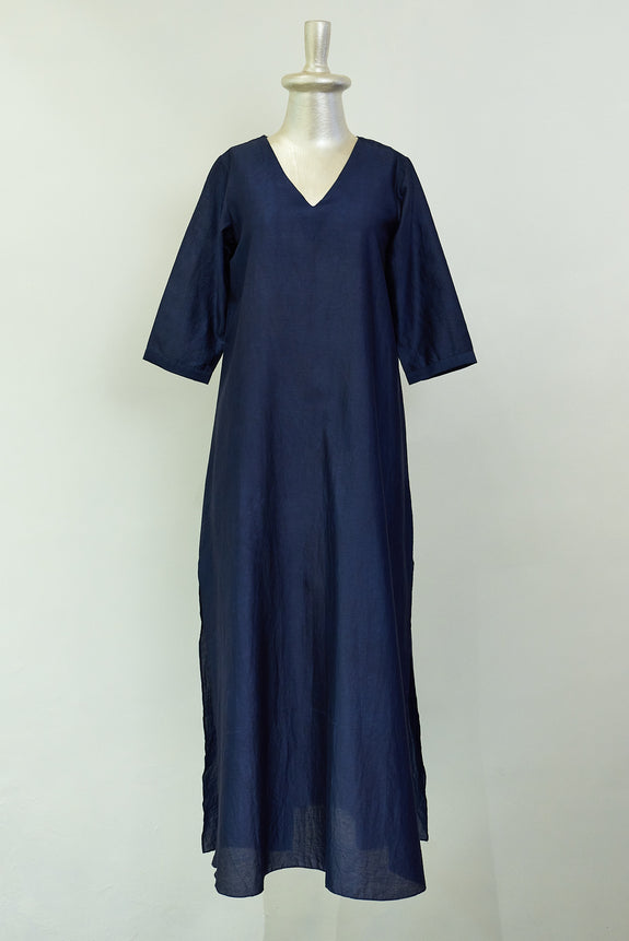 Stephany Silk Chanderi V-Neck Tunic with Side Slits - Republic of Mode