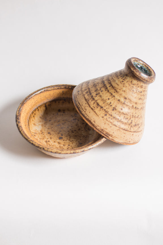 Banana Pottery Butter Dish - Republic of Mode