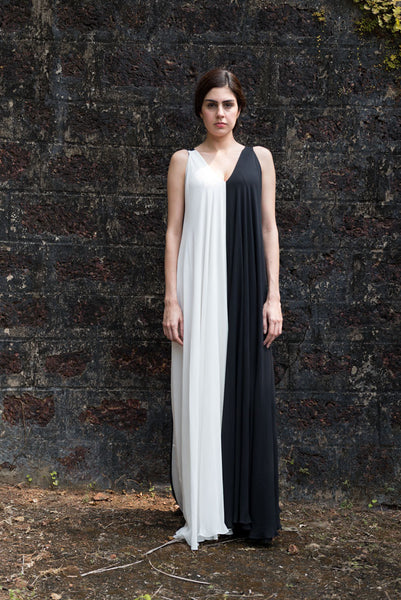 Stephany Silk Monochrome V-Neck Maxi Dress - Republic of Mode