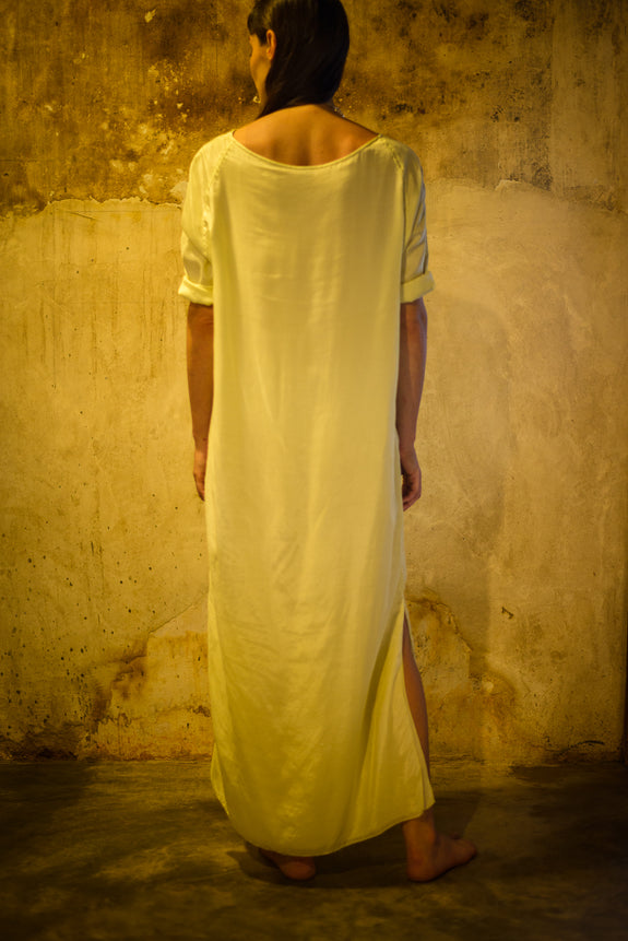 Stephany Cotton Silk Boat Neck Straight Cut Dress. - Republic of Mode